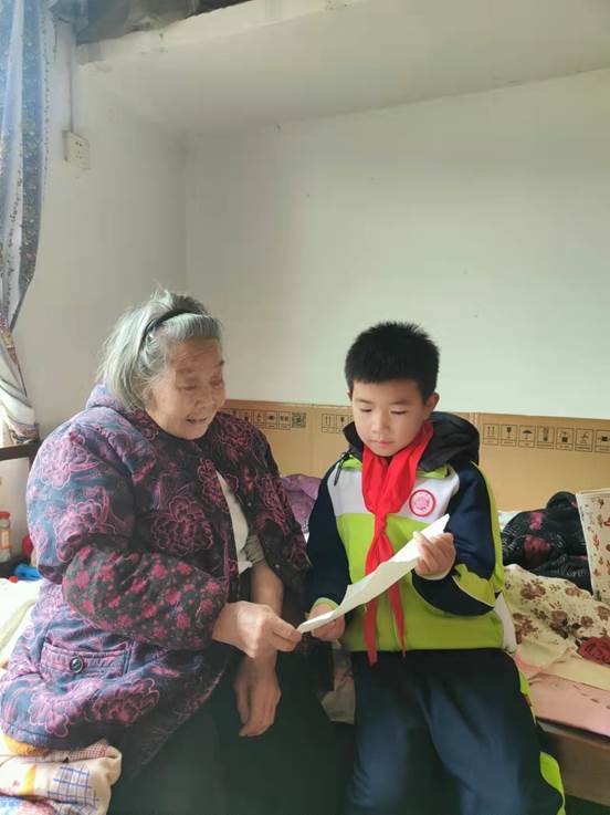 说明: D:\360极速浏览器下载\会同县芙蓉学校学雷锋简讯:把爱种在春光里\QQ图片20220306005129.jpg 说明: D:\360极速浏览器下载\会同县芙蓉学校学雷锋简讯:把爱种在春光里\QQ图片20220306005129.jpg