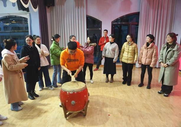 说明: D:\360极速浏览器下载\8a23b91efe1d811bc86aebc51add8bd.jpg 说明: D:\360极速浏览器下载\8a23b91efe1d811bc86aebc51add8bd.jpg