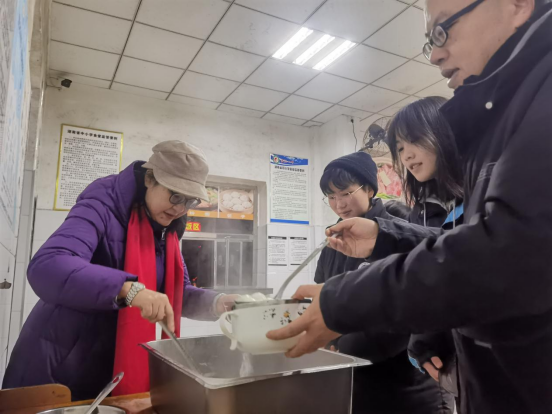 汤圆传递温情，元宵共话团圆
